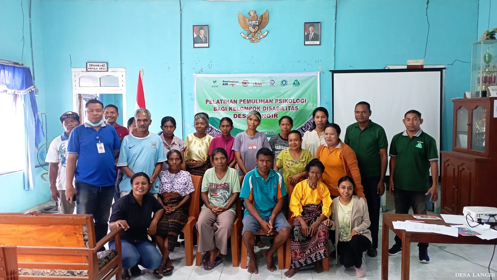 BIMBINGAN PSIKOLOGI KELOMPOK DISABILITAS DESA LANGIR BERSAMA YAYASAN PAPHA
